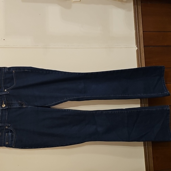 Gap boot cut jeans. Size 10 - Picture 3 of 5